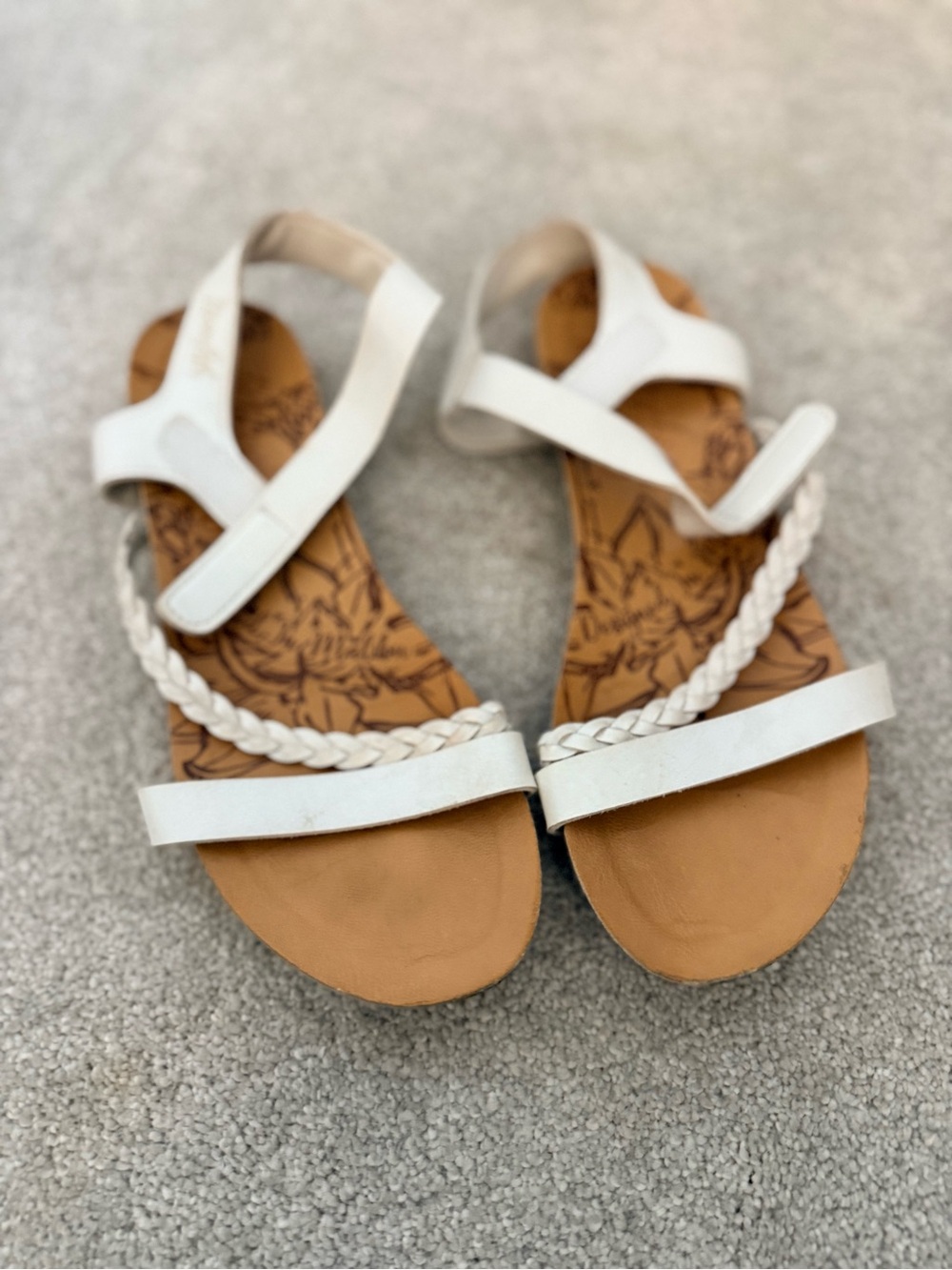 White Braided Strap Sandals - Casual Summer Flat blowfish kids size 4